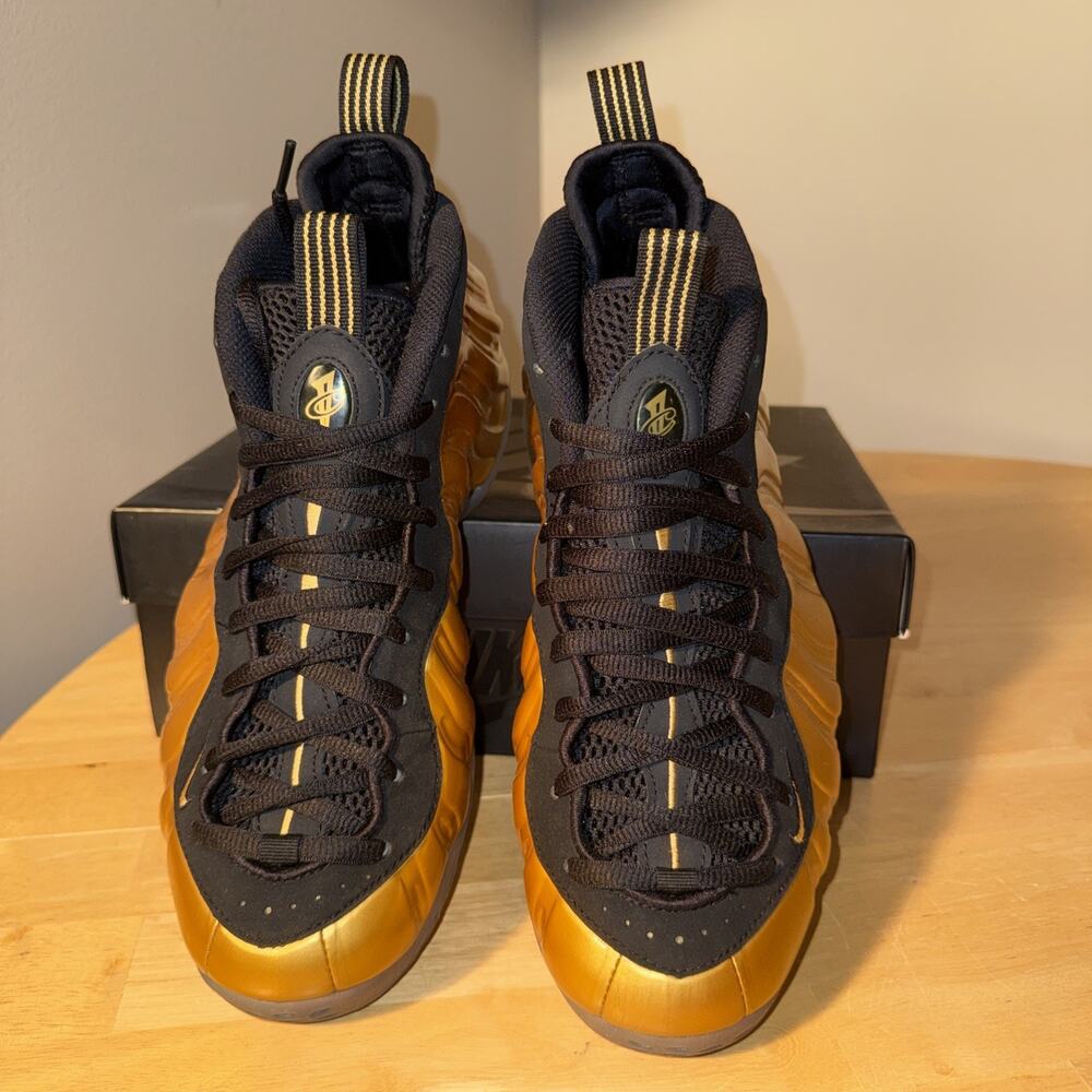 Size 10.5 - Nike Air Foamposite One Metallic Gold - Picture 5 of 11
